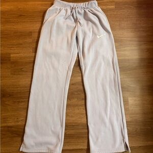NEVER WORN Nike Light Purple Split Hem Sweatpants